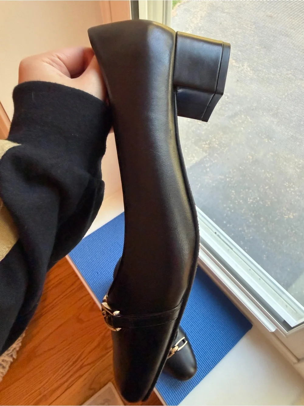 Trotters Dakota Black Low‎ Heel Pumps Womens Size 9 Comfort Dress Shoes